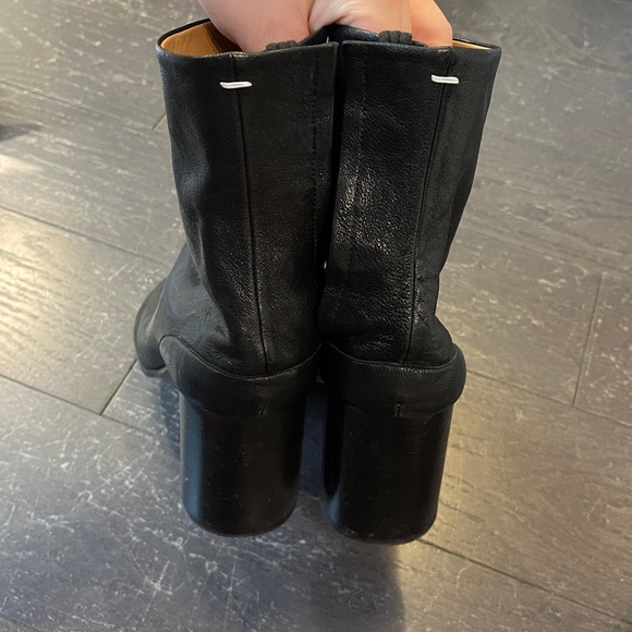 MAISON MARGIELA Black Tabi leather Ankle Heel Boots size 39 - Picture 4 of 15